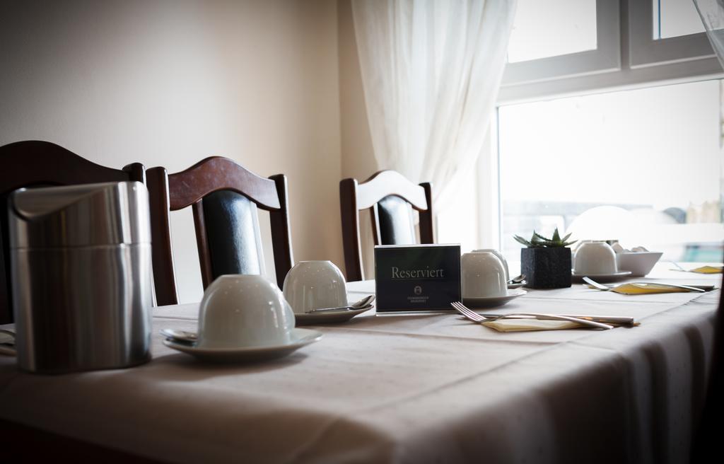 Dittmers Hotel フレンスブルク エクステリア 写真